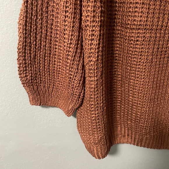 NWT Miracle open knit long sleeves brown sweater. Size S/M - Picture 4 of 6